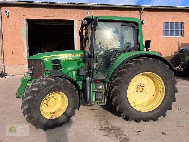 Traktor des Typs John Deere 6230 Powr Quad, TLS, Gebrauchtmaschine in Salsitz (Bild 2)