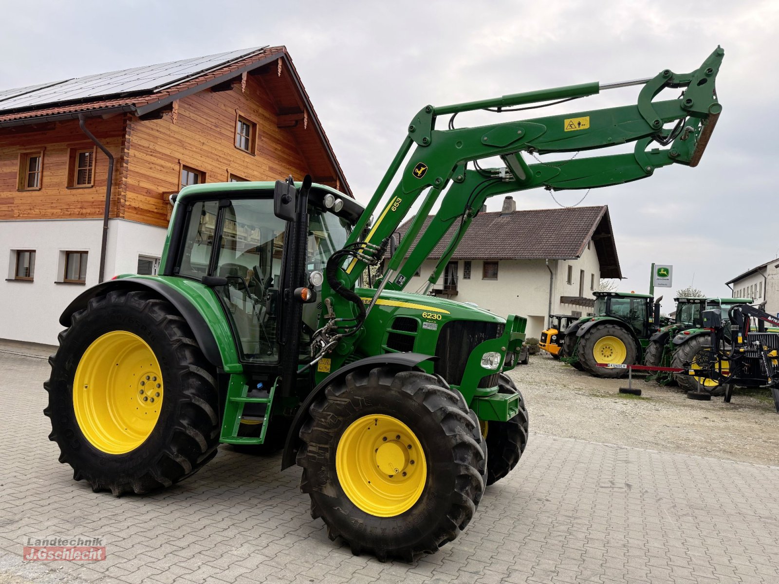 Traktor typu John Deere 6230 Premium Frontlader, Gebrauchtmaschine v Mühldorf (Obrázek 9)