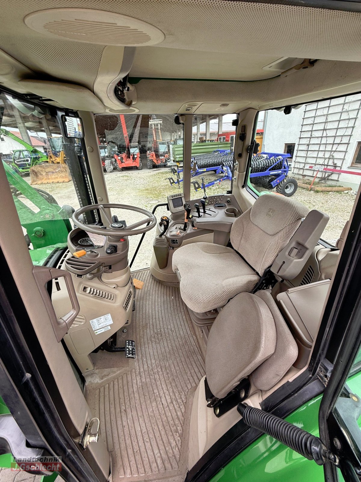 Traktor typu John Deere 6230 Premium Frontlader, Gebrauchtmaschine v Mühldorf (Obrázek 25)