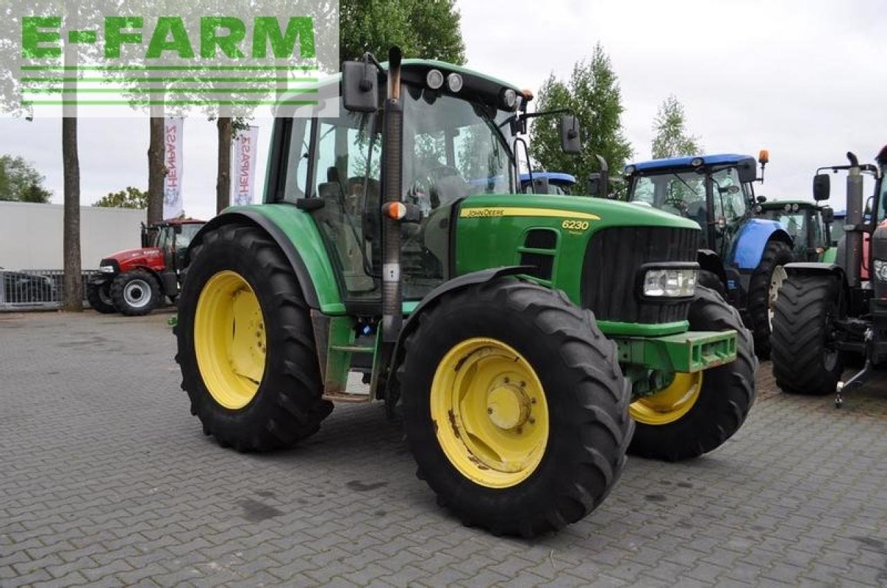 Traktor des Typs John Deere 6230 premium tls, Gebrauchtmaschine in DAMAS?AWEK (Bild 4)
