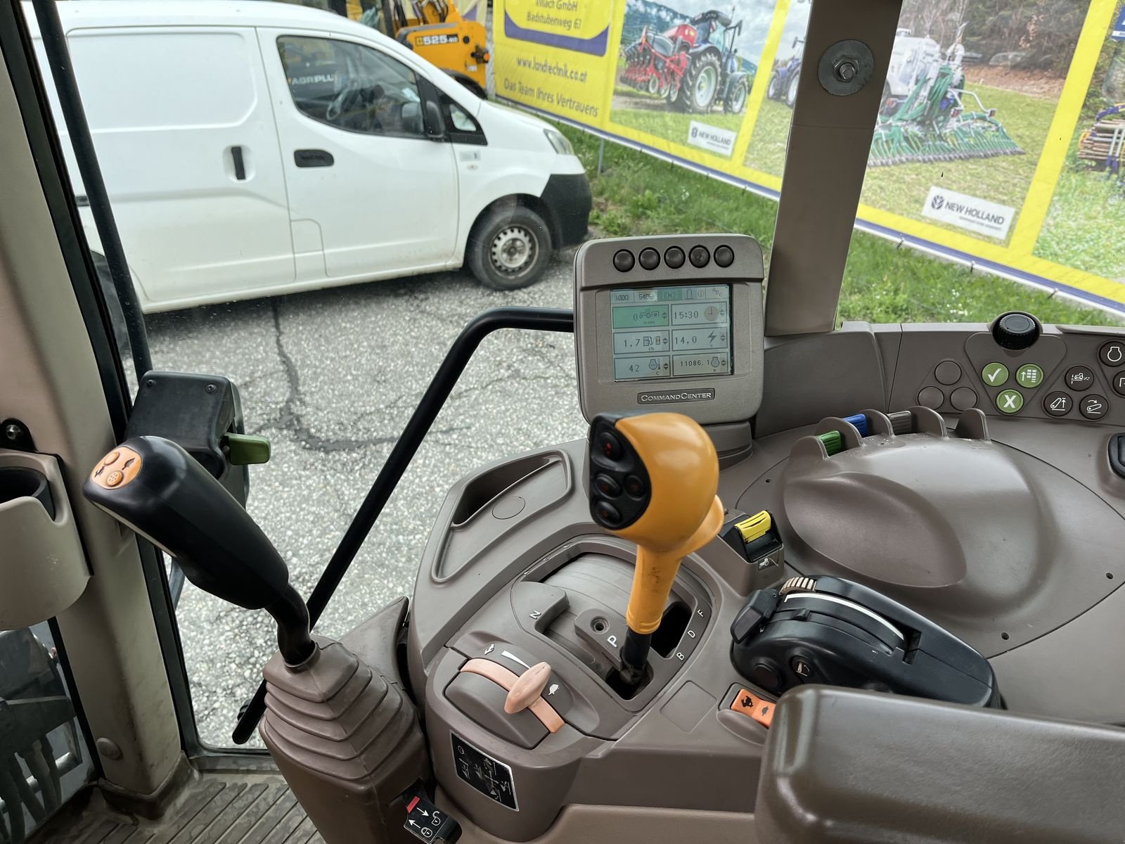 Traktor of the type John Deere 6230 Premium, Gebrauchtmaschine in Villach (Picture 13)