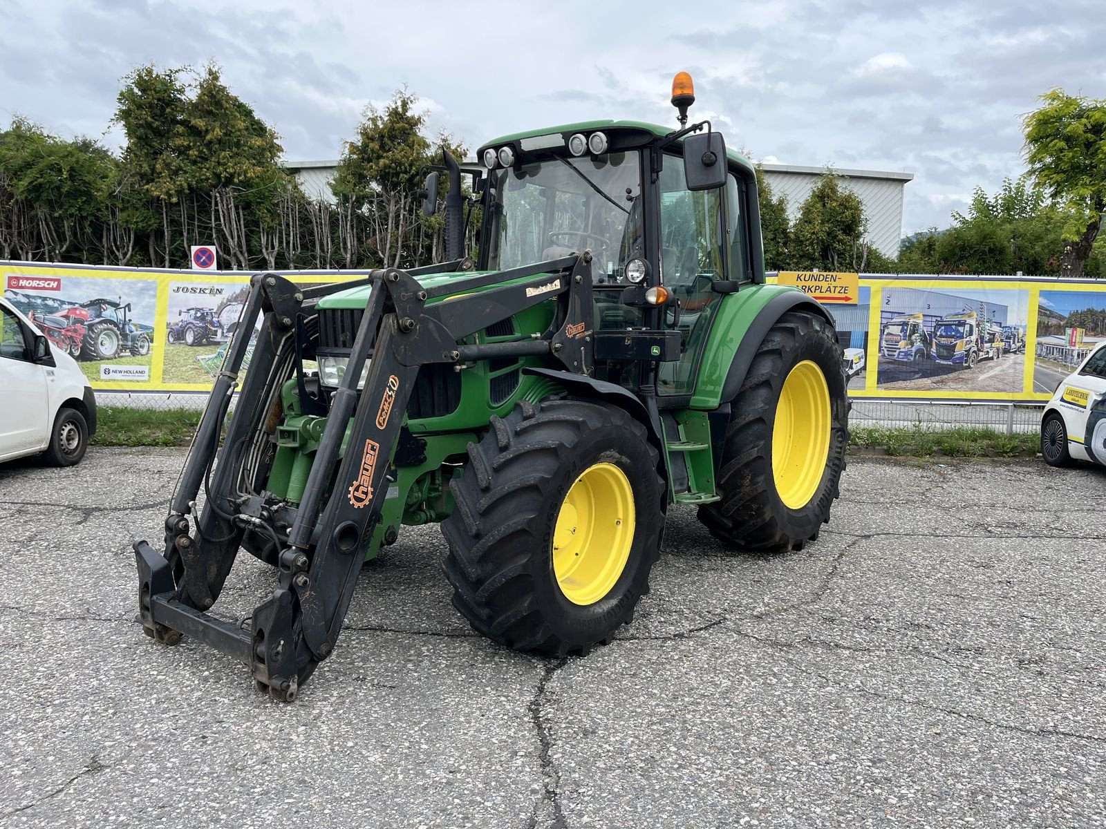 Traktor of the type John Deere 6230 Premium, Gebrauchtmaschine in Villach (Picture 1)