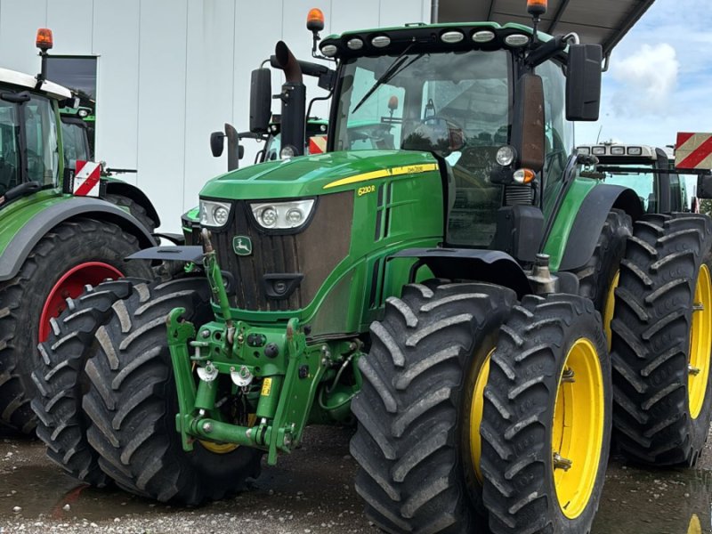 Traktor от тип John Deere 6230 R, Gebrauchtmaschine в Lohe-Rickelshof (Снимка 1)