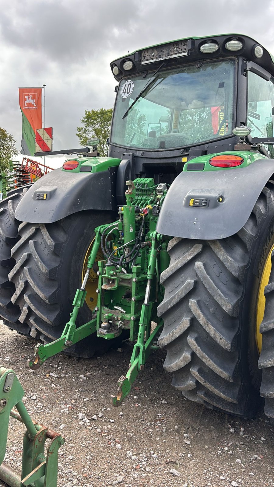 Traktor от тип John Deere 6230 R, Gebrauchtmaschine в Lohe-Rickelshof (Снимка 4)