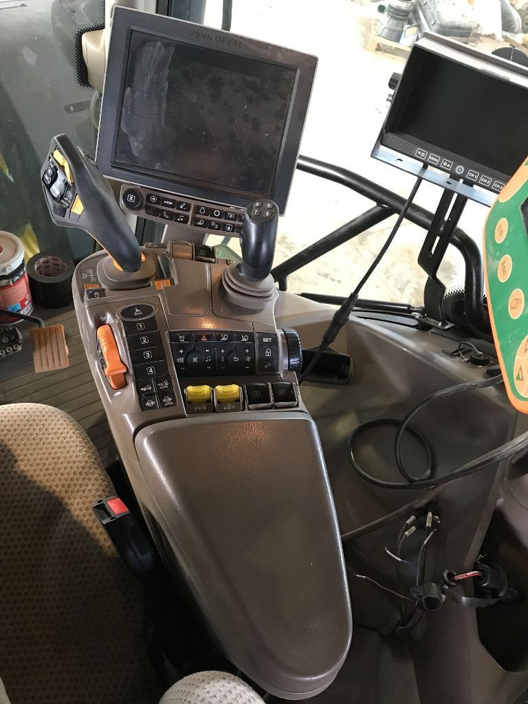 Traktor типа John Deere 6230 R, Gebrauchtmaschine в UZERCHE (Фотография 11)