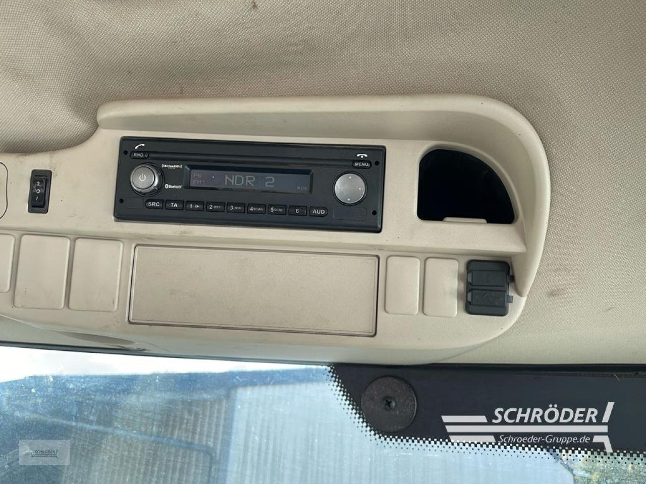 Traktor typu John Deere 6230 R, Gebrauchtmaschine v Westerstede (Obrázek 2)