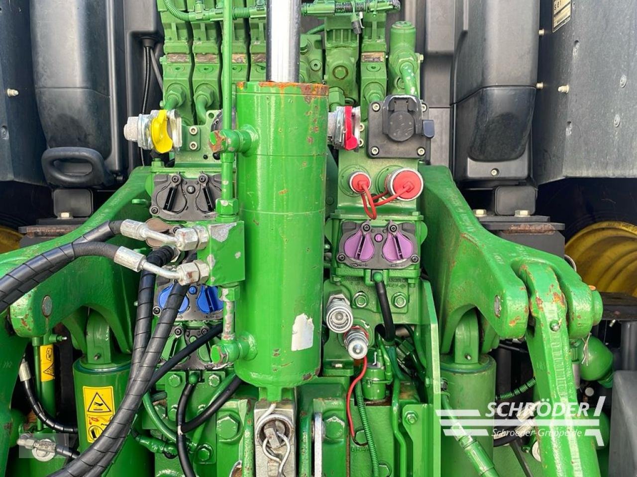 Traktor des Typs John Deere 6230 R, Gebrauchtmaschine in Westerstede (Bild 10)