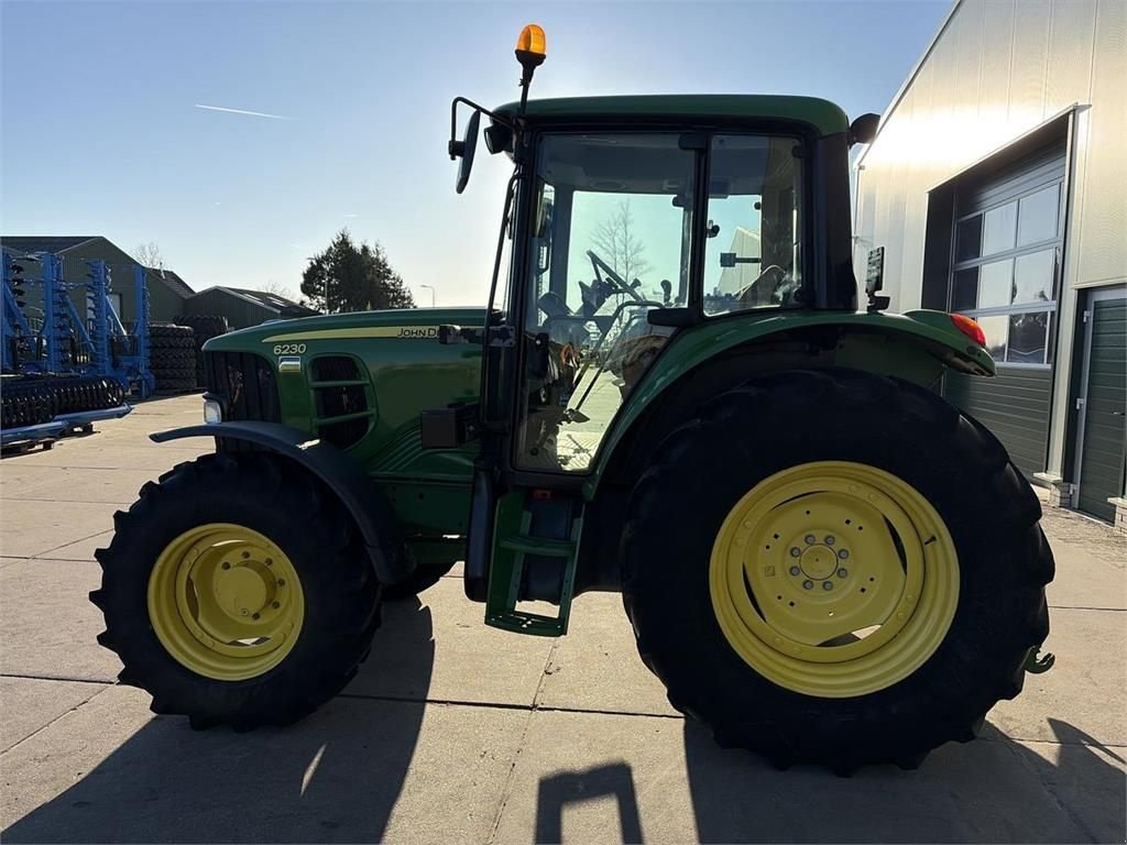 Traktor van het type John Deere 6230 TLS PowerQuad, Gebrauchtmaschine in Bant (Foto 10)