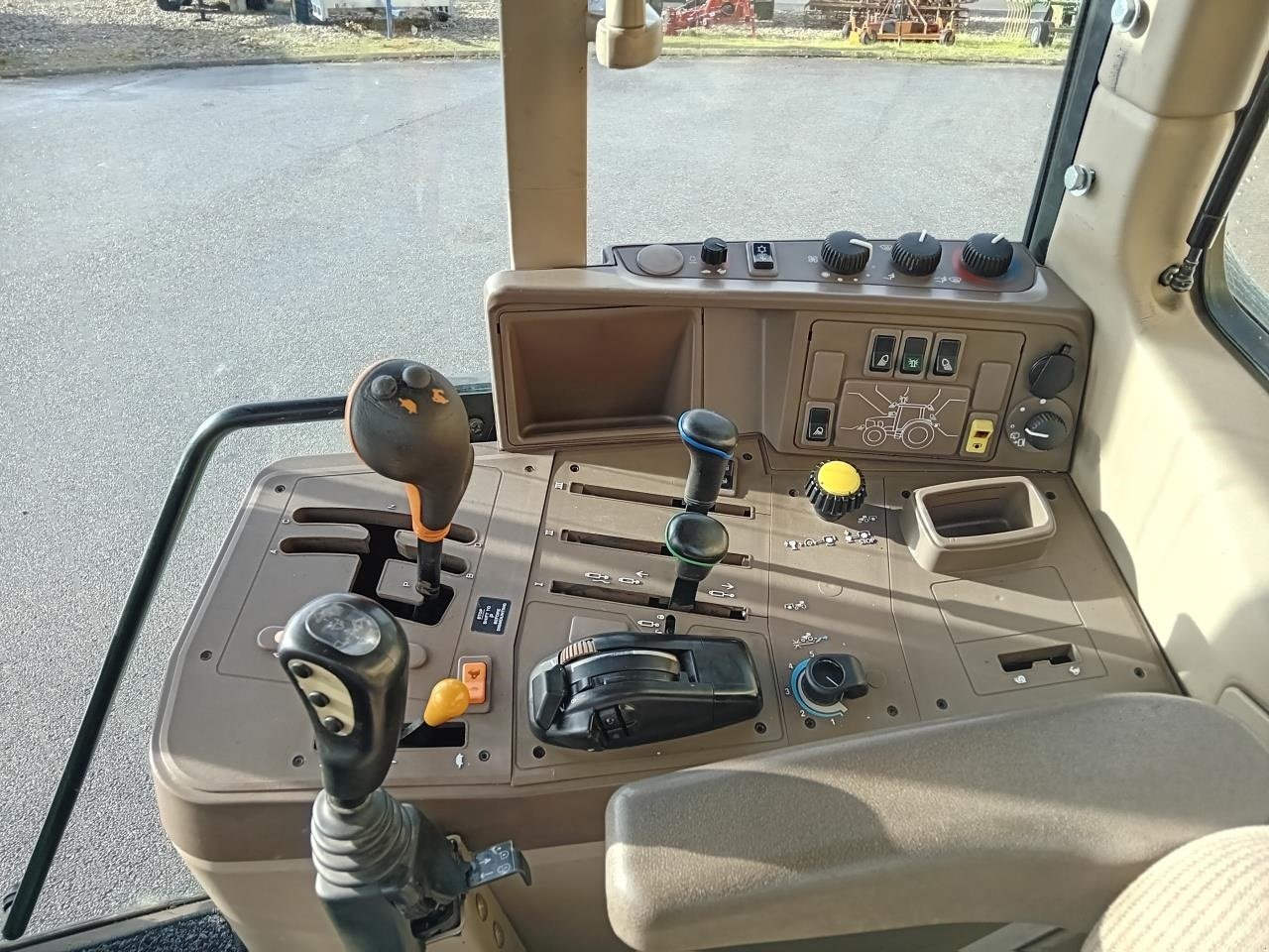 Traktor of the type John Deere 6230, Gebrauchtmaschine in Maribo (Picture 11)