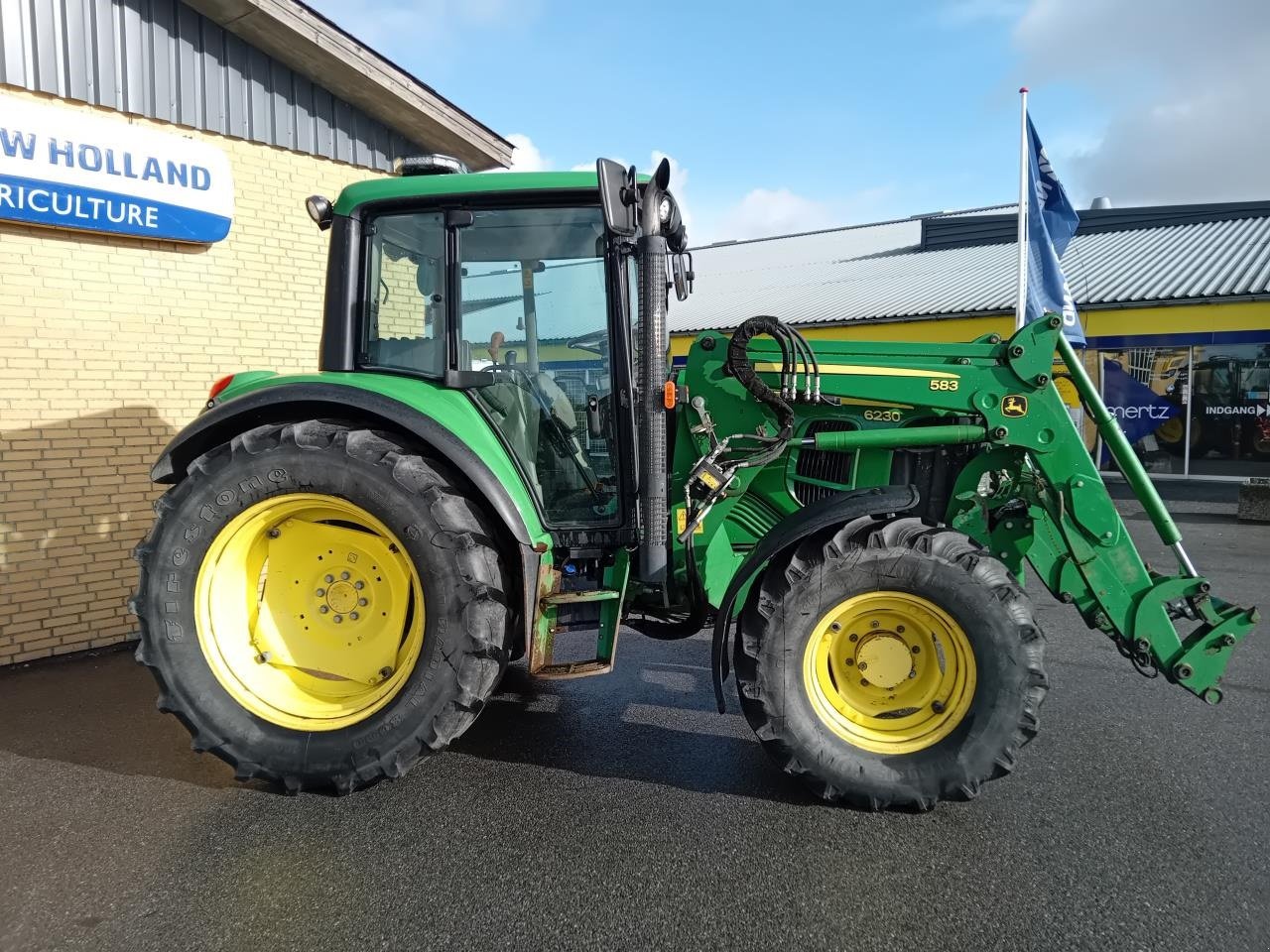 Traktor of the type John Deere 6230, Gebrauchtmaschine in Maribo (Picture 4)