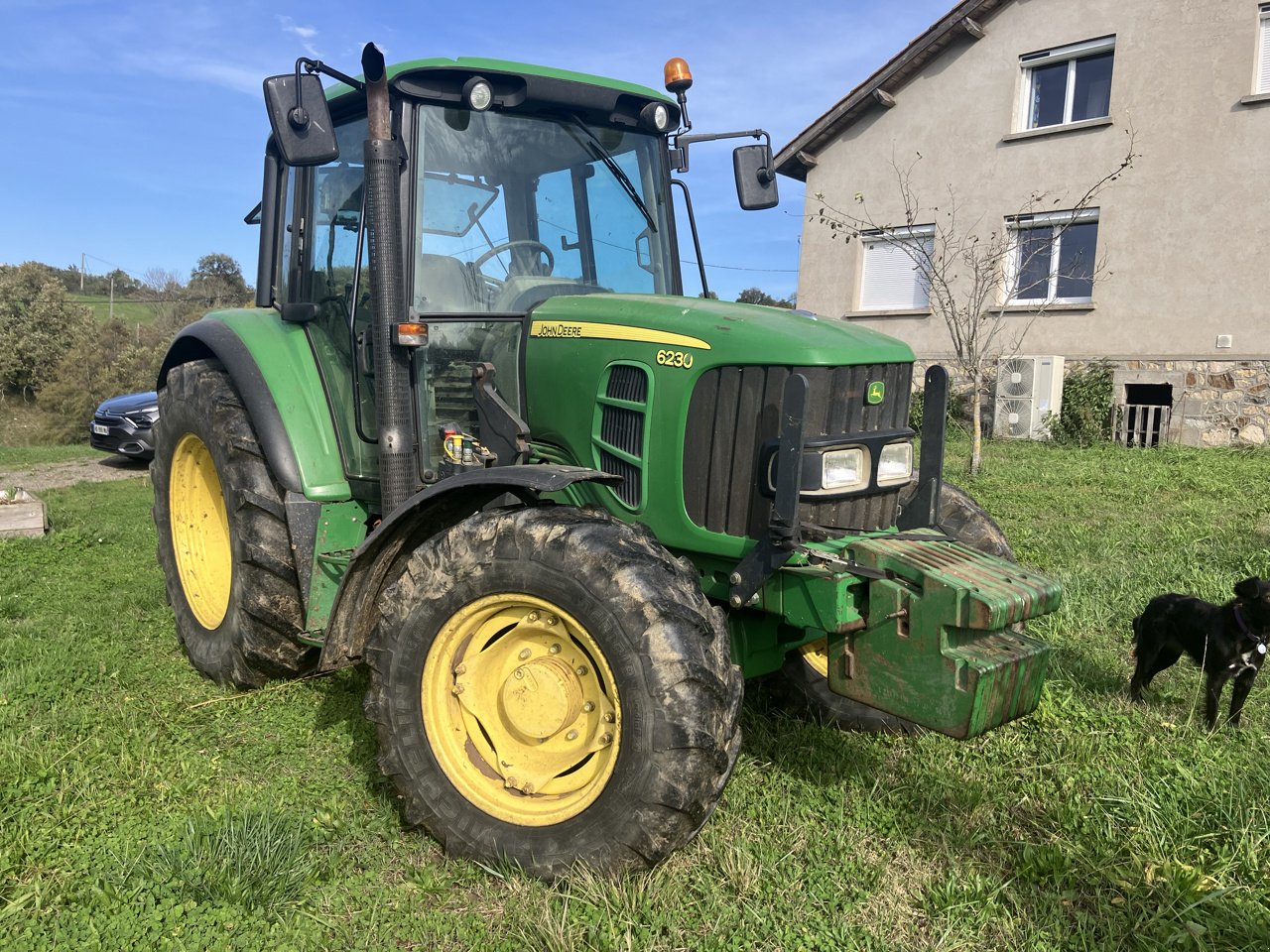 Traktor типа John Deere 6230, Gebrauchtmaschine в MORLHON LE HAUT (Фотография 2)