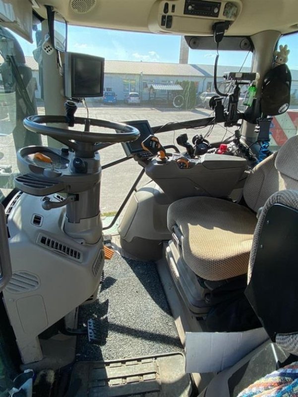 Traktor des Typs John Deere 6230R Premium Edition m Frontlift GPS Starfire 6000. Command Pro arm. Front PTO. JD link Connect. Premium aktivering. Sektionskontrol., Gebrauchtmaschine in Kolding (Bild 6)