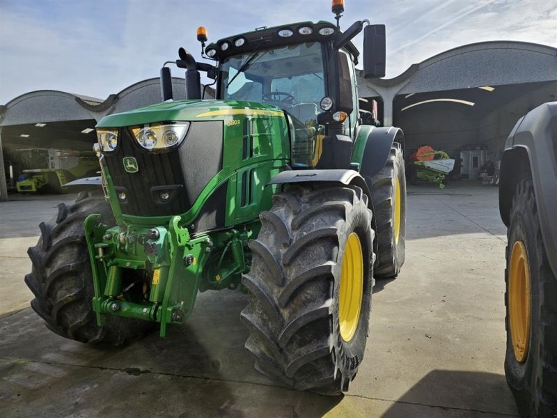 Traktor tip John Deere 6230R Premium Edition m Frontlift Kommer snart. Vi giver 100 timers reklamationsret i DK!!! Ring til Ulrik 0045-40255544, Gebrauchtmaschine in Kolding (Poză 1)
