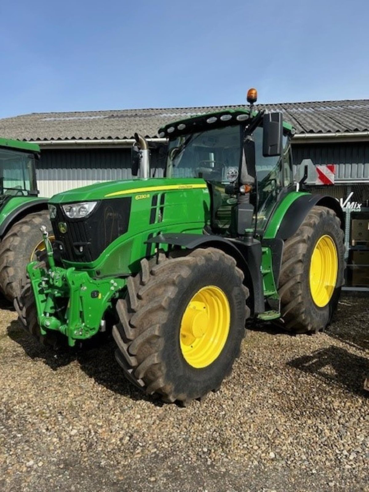 Traktor des Typs John Deere 6230R, Gebrauchtmaschine in Videbæk (Bild 1)