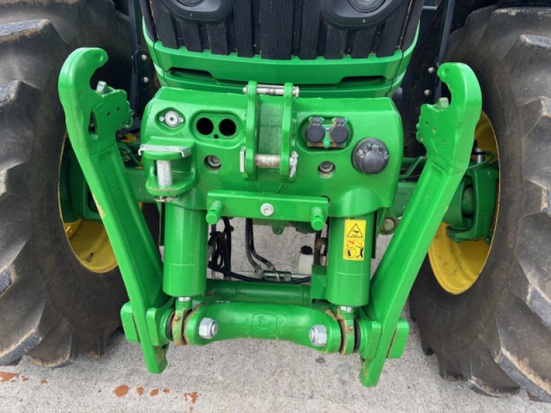 Traktor of the type John Deere 6230R, Gebrauchtmaschine in VERDUN (Picture 4)