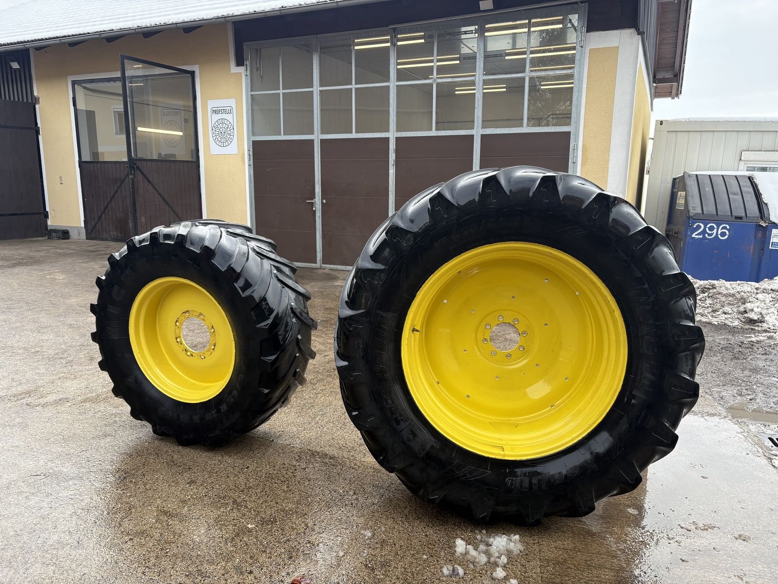 Traktor от тип John Deere 6230R, Gebrauchtmaschine в Pischelsdorf am Engelbach (Снимка 1)