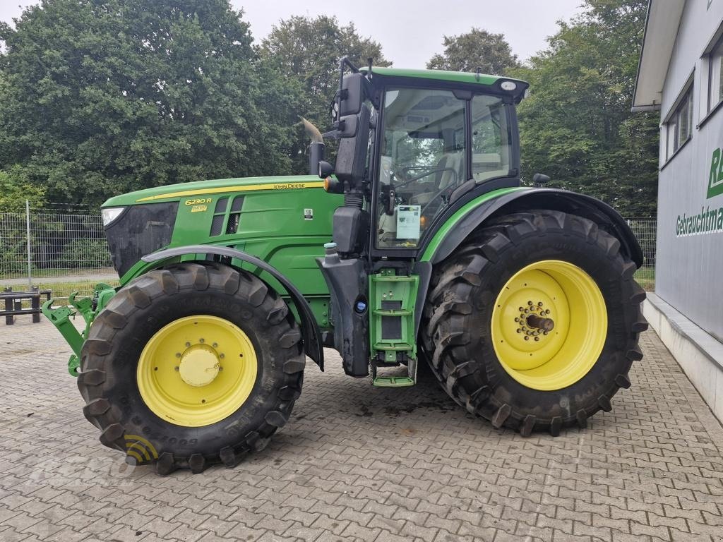 Traktor типа John Deere 6230R, Gebrauchtmaschine в Neuenkirchen-Vörden (Фотография 2)