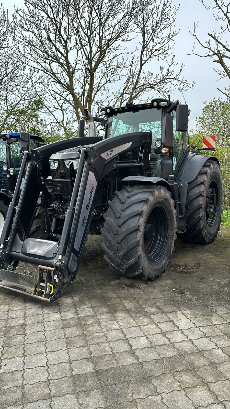 Traktor of the type John Deere 6250 R, Gebrauchtmaschine in Husum (Picture 2)