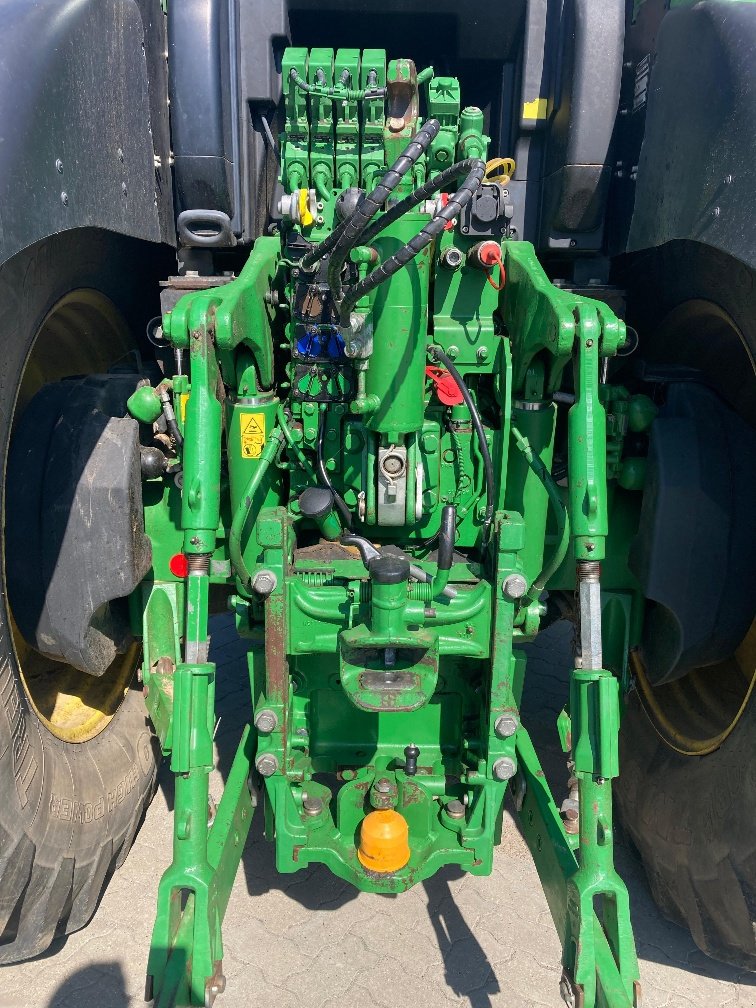 Traktor van het type John Deere 6250 R, Gebrauchtmaschine in Bevern (Foto 9)