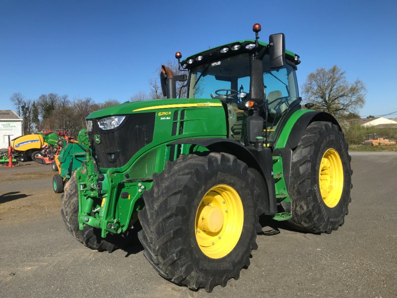 John Deere 6250 R, Gebrauchtmaschine, Baujahr: 2021 (Bild 1) Traktor des Typs John Deere 6250 R, Gebrauchtmaschine in UZERCHE (Bild 1)