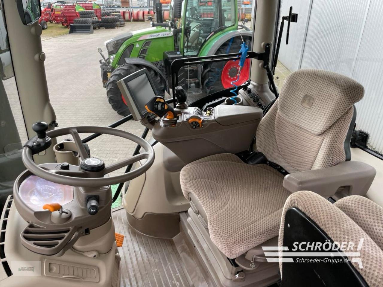 Traktor of the type John Deere 6250 R, Gebrauchtmaschine in Wildeshausen (Picture 11)