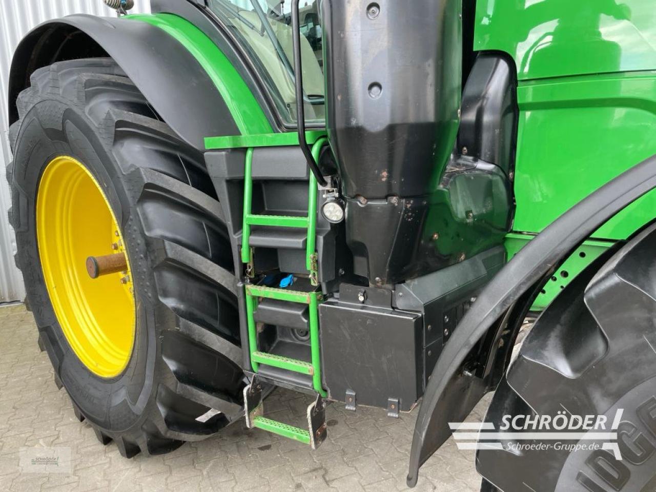 Traktor of the type John Deere 6250 R, Gebrauchtmaschine in Wildeshausen (Picture 21)