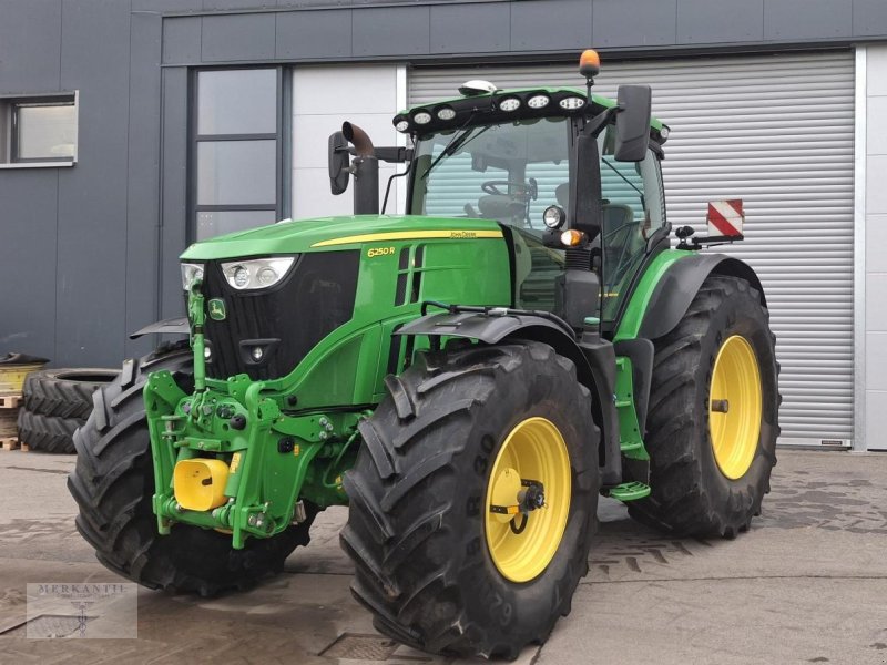 Traktor tipa John Deere 6250 R, Gebrauchtmaschine u Pragsdorf