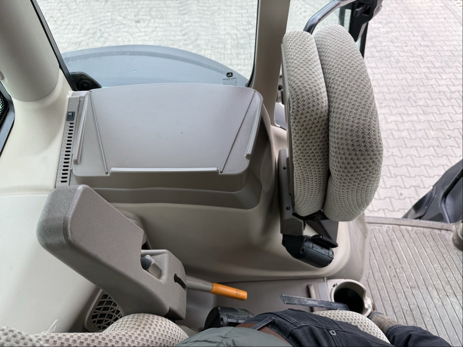 Traktor des Typs John Deere 6250 R, Gebrauchtmaschine in Bad Oldesloe (Bild 17)