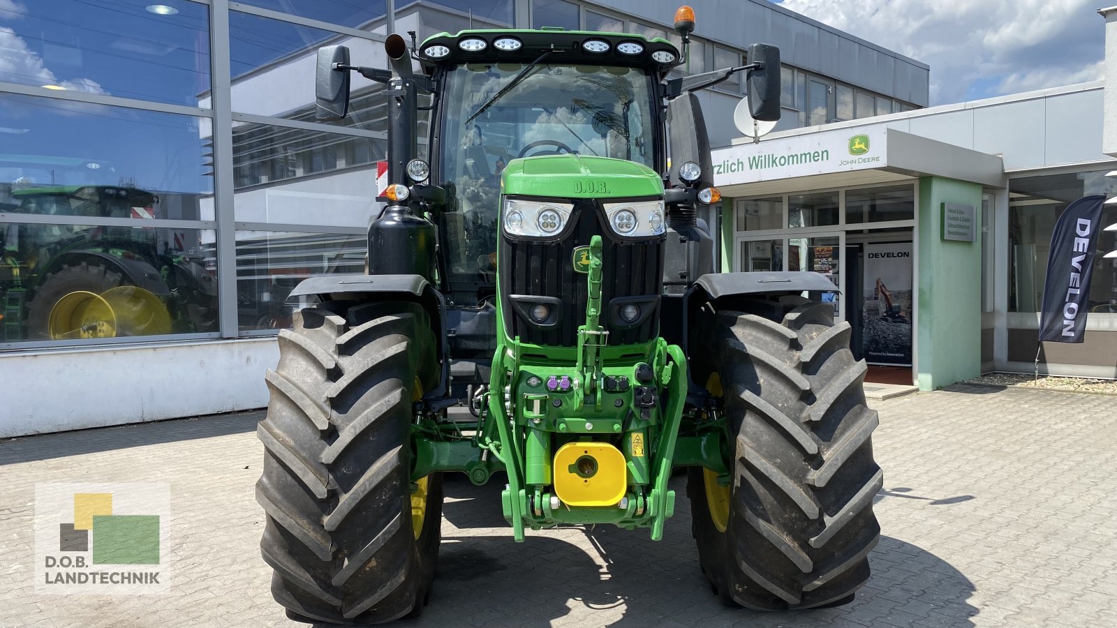 Traktor типа John Deere 6250R 6250 R, Gebrauchtmaschine в Regensburg (Фотография 2)