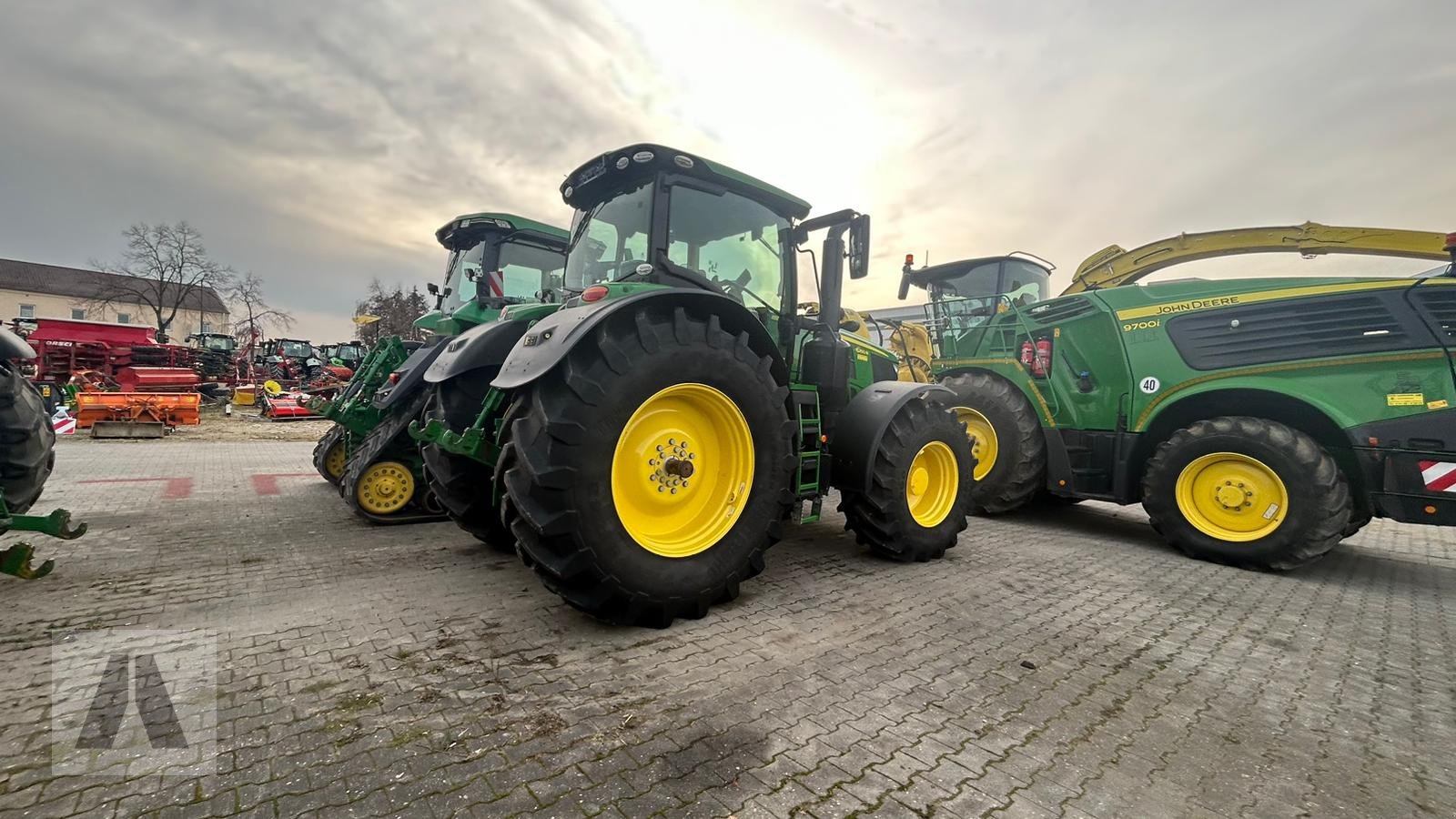 Traktor des Typs John Deere 6250R 6250 R, Gebrauchtmaschine in Regensburg (Bild 3)