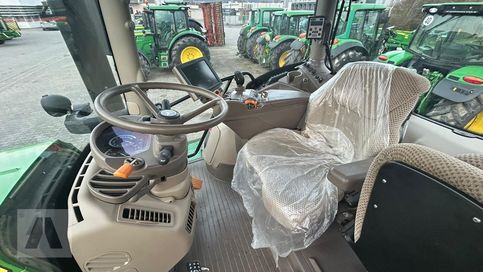 Traktor des Typs John Deere 6250R 6250 R, Gebrauchtmaschine in Regensburg (Bild 6)