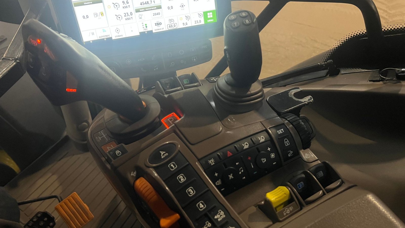 Traktor van het type John Deere 6250R 6250r Ultimate Edition, Gebrauchtmaschine in Tønder (Foto 21)