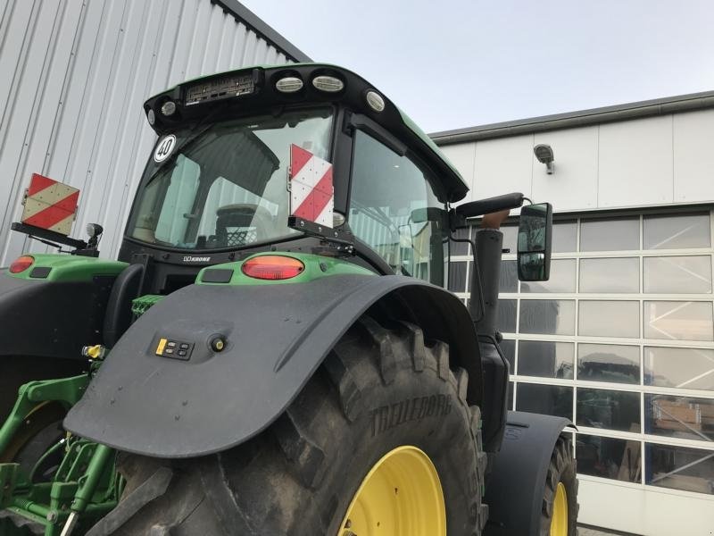 Traktor от тип John Deere 6250R m/Frontlift og Front-PTO Front PTO. Front lift. Ultimate Edition. AutoPowr. Auto Steer Ready. Command Arm. Vi har 9 stk 6250R til salg!!!, Gebrauchtmaschine в Kolding (Снимка 8)