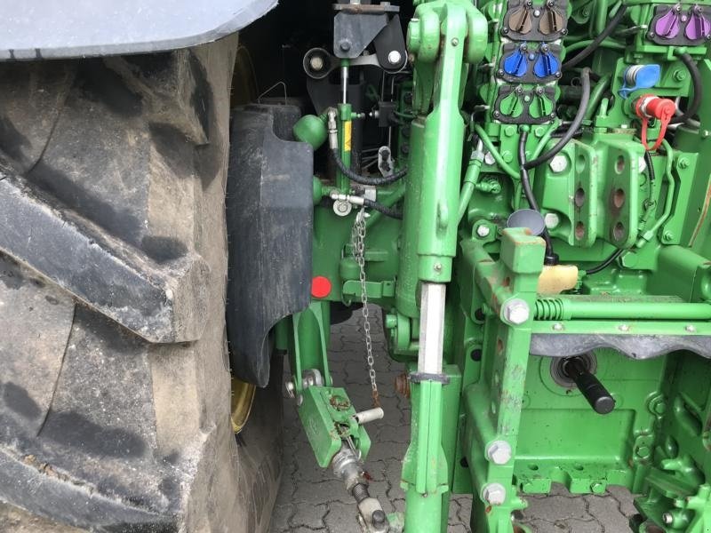Traktor от тип John Deere 6250R m/Frontlift og Front-PTO Front PTO. Front lift. Ultimate Edition. AutoPowr. Auto Steer Ready. Command Arm. Vi har 9 stk 6250R til salg!!!, Gebrauchtmaschine в Kolding (Снимка 9)