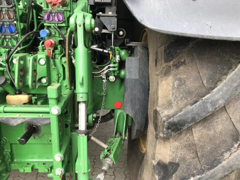Traktor от тип John Deere 6250R m/Frontlift og Front-PTO Front PTO. Front lift. Ultimate Edition. AutoPowr. Auto Steer Ready. Command Arm. Vi har 9 stk 6250R til salg!!!, Gebrauchtmaschine в Kolding (Снимка 10)