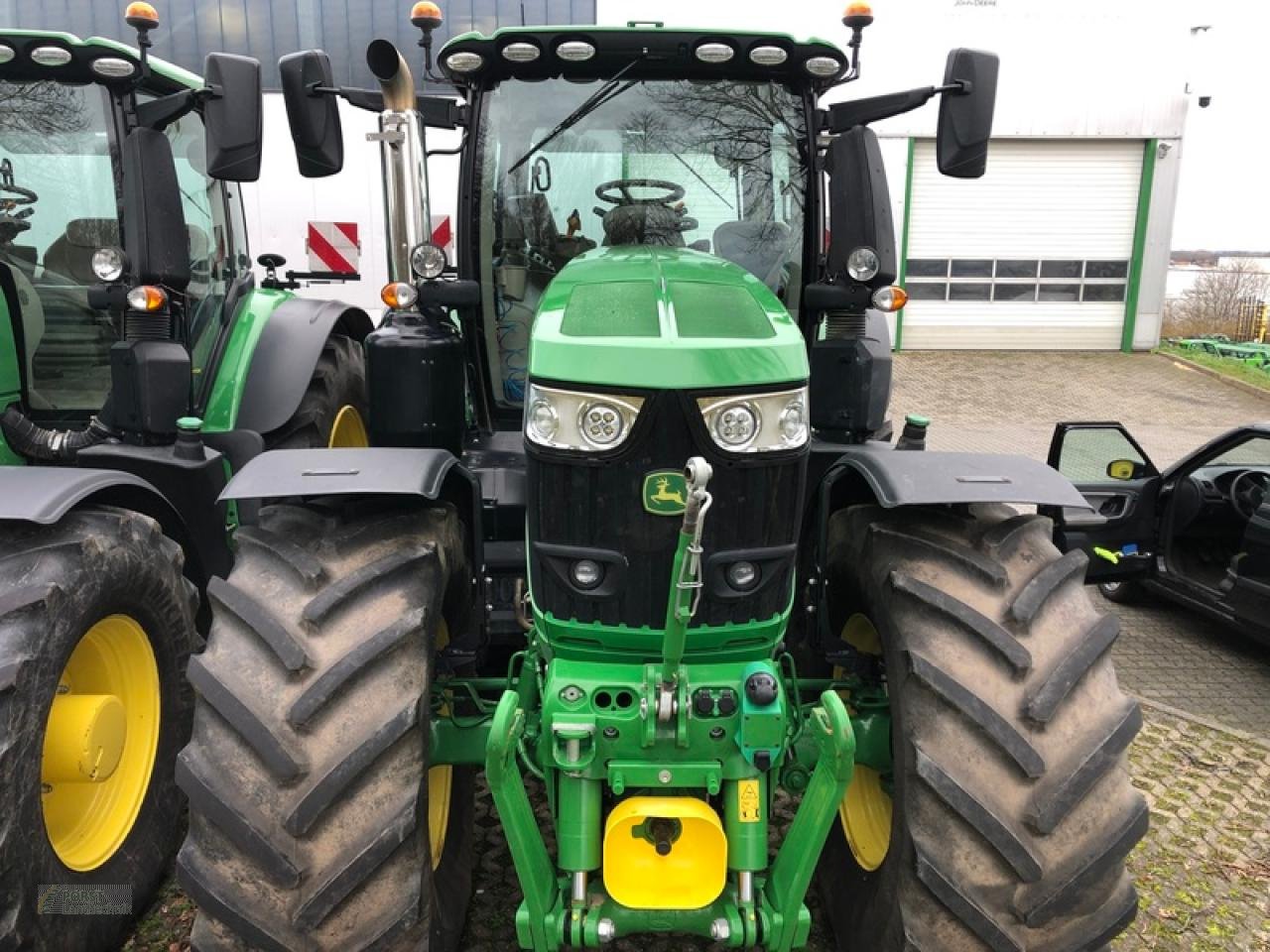Traktor типа John Deere 6250R MIT FKH/ FZW/ AP-40KM/H, Gebrauchtmaschine в Jahnatal (Фотография 3)