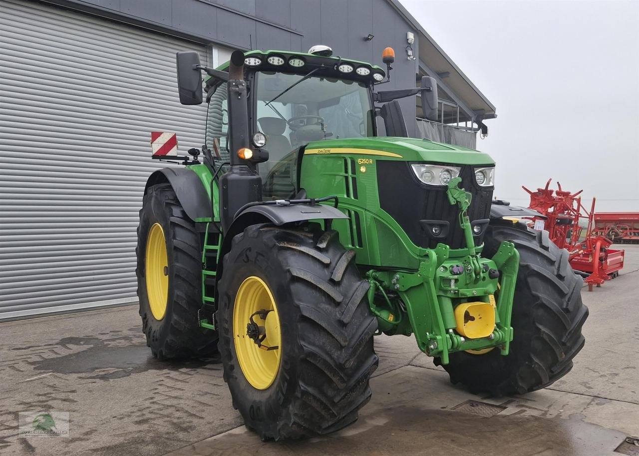 Traktor tipa John Deere 6250R - Steckachse, Command PRO, RTK, Gebrauchtmaschine u Hofheim (Slika 2)