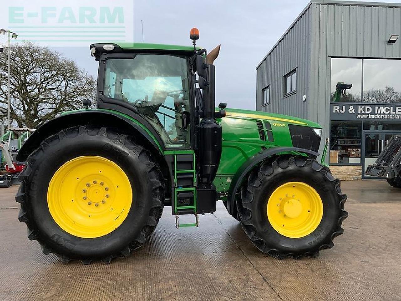 Traktor of the type John Deere 6250r tractor (st25643), Gebrauchtmaschine in SHAFTESBURY (Picture 9)