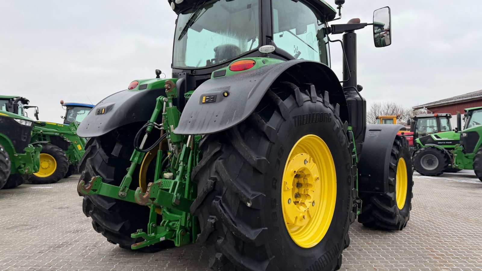 Traktor van het type John Deere 6250R ULIMATE! KUN 2400 TIMER OG FRONT PTO!, Gebrauchtmaschine in Nørager (Foto 14)