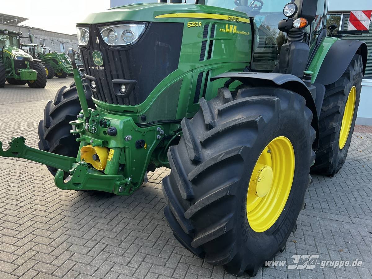 Traktor typu John Deere 6250R ULTIMATE CommandPro, Gebrauchtmaschine v Schöppenstedt (Obrázok 16)
