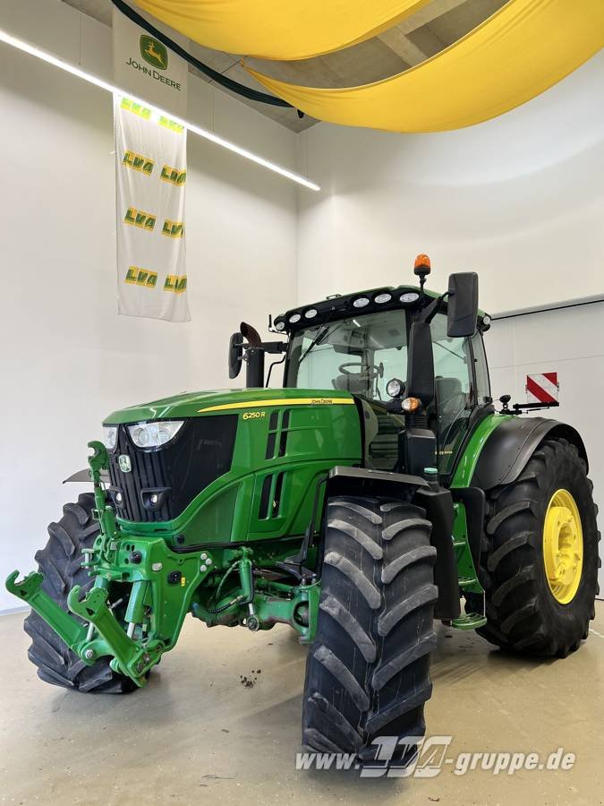 Traktor van het type John Deere 6250R ULTIMATE CommandPro, Gebrauchtmaschine in Sülzetal OT Altenweddingen (Foto 25)
