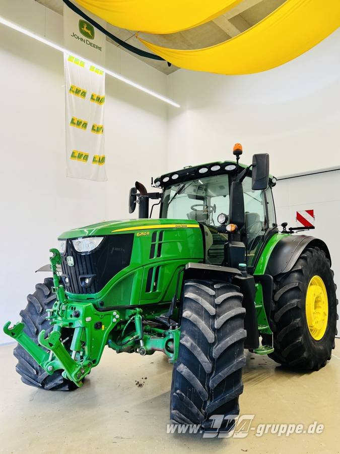 Traktor van het type John Deere 6250R ULTIMATE CommandPro, Gebrauchtmaschine in Sülzetal OT Altenweddingen (Foto 12)