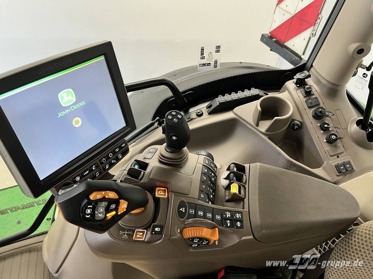 Traktor van het type John Deere 6250R ULTIMATE CommandPro, Gebrauchtmaschine in Sülzetal OT Altenweddingen (Foto 10)