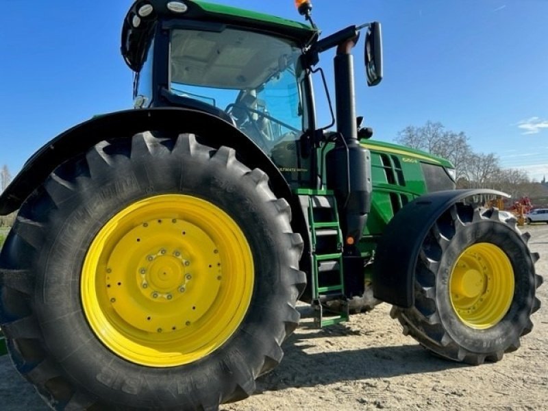 Traktor Türe ait John Deere 6250R Ultimate Edition Front lift. Command arm. Sektionskontrol. Kommer snart. Vi giver 100 timers reklamationsret i DK!!! Vi har 9 stk 6250R til salg!!!, Gebrauchtmaschine içinde Kolding (resim 5)
