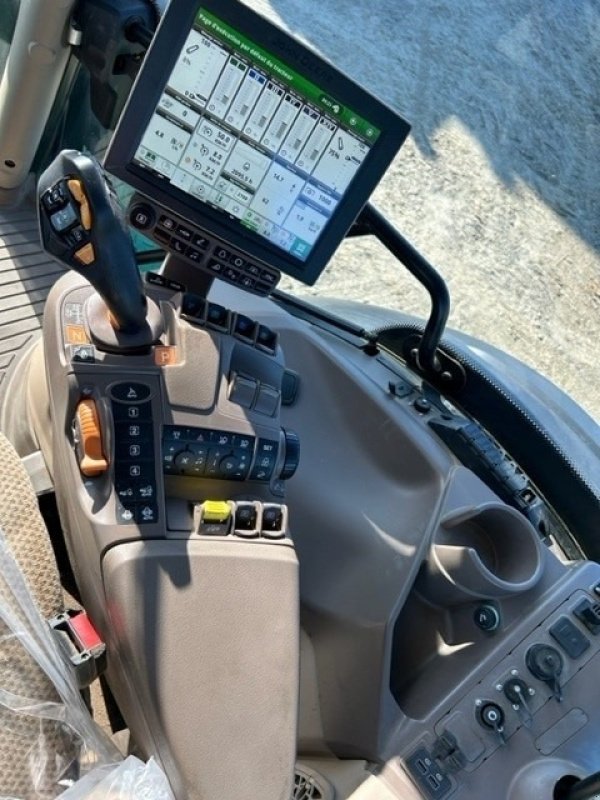 Traktor Türe ait John Deere 6250R Ultimate Edition Front lift. Command arm. Sektionskontrol. Kommer snart. Vi giver 100 timers reklamationsret i DK!!! Vi har 9 stk 6250R til salg!!!, Gebrauchtmaschine içinde Kolding (resim 8)