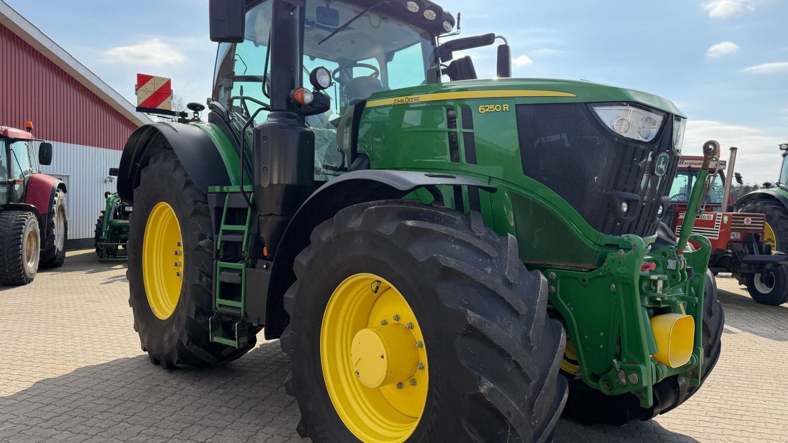 Traktor типа John Deere 6250R Ultimate Edition KUN 4500 TIMER! MED FRONT PTO, COMMANDPRO OG AUTOSTYRING!, Gebrauchtmaschine в Nørager (Фотография 8)