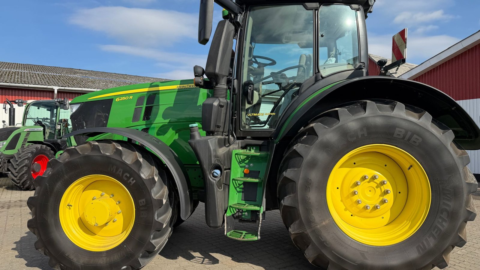 Traktor типа John Deere 6250R Ultimate Edition KUN 4500 TIMER! MED FRONT PTO, COMMANDPRO OG AUTOSTYRING!, Gebrauchtmaschine в Nørager (Фотография 4)