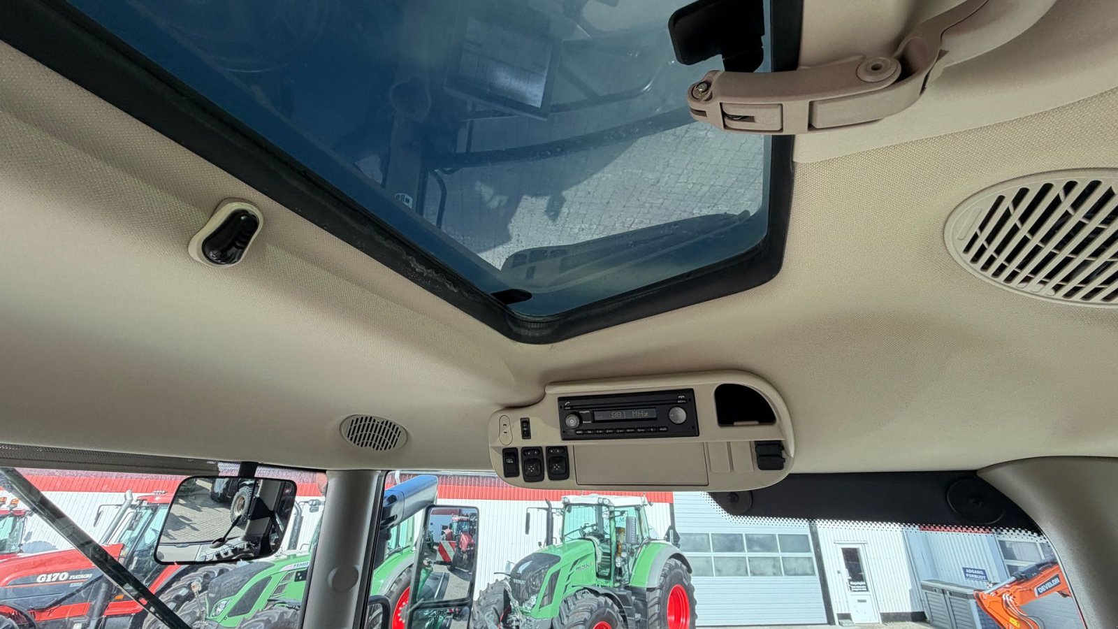 Traktor типа John Deere 6250R Ultimate Edition KUN 4500 TIMER! MED FRONT PTO, COMMANDPRO OG AUTOSTYRING!, Gebrauchtmaschine в Nørager (Фотография 17)