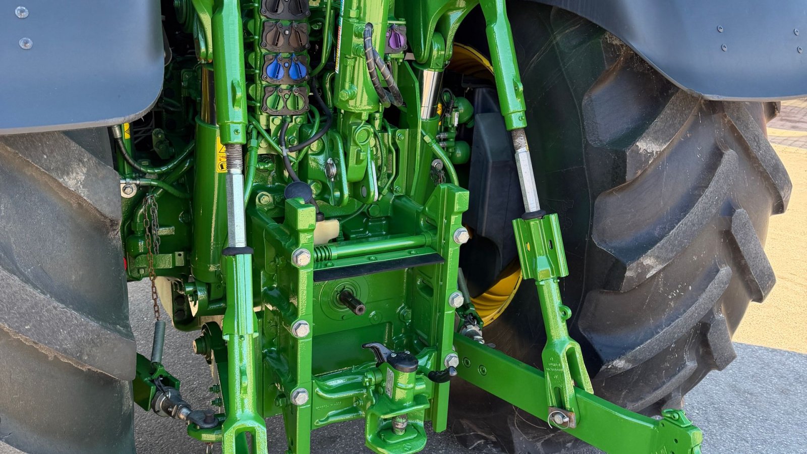 Traktor van het type John Deere 6250R Ultimate Edition KUN 4500 TIMER! MED FRONT PTO, COMMANDPRO OG AUTOSTYRING!, Gebrauchtmaschine in Nørager (Foto 13)