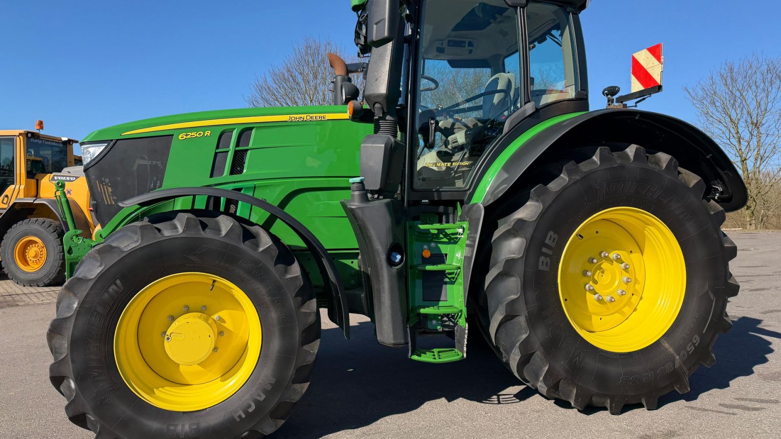 Traktor van het type John Deere 6250R Ultimate Edition KUN 4500 TIMER! MED FRONT PTO, COMMANDPRO OG AUTOSTYRING!, Gebrauchtmaschine in Nørager (Foto 3)